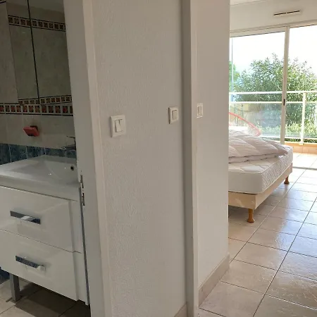 アパート Vaiana Avec Piscine En Bord De *