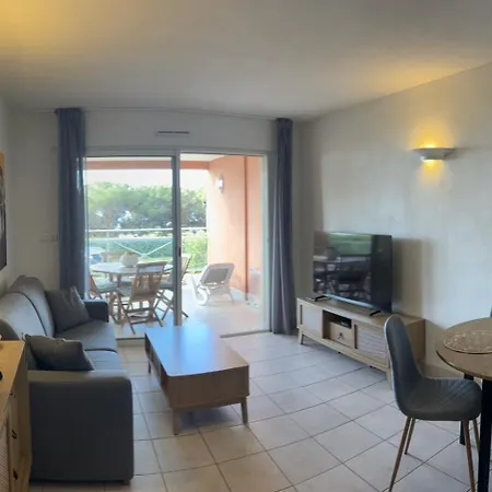 Vaiana Avec Piscine En Bord De