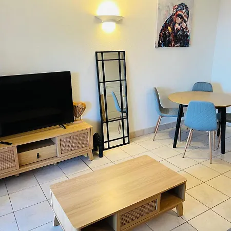 Vaiana Avec Piscine En Bord De Ajaccio (Corsica)